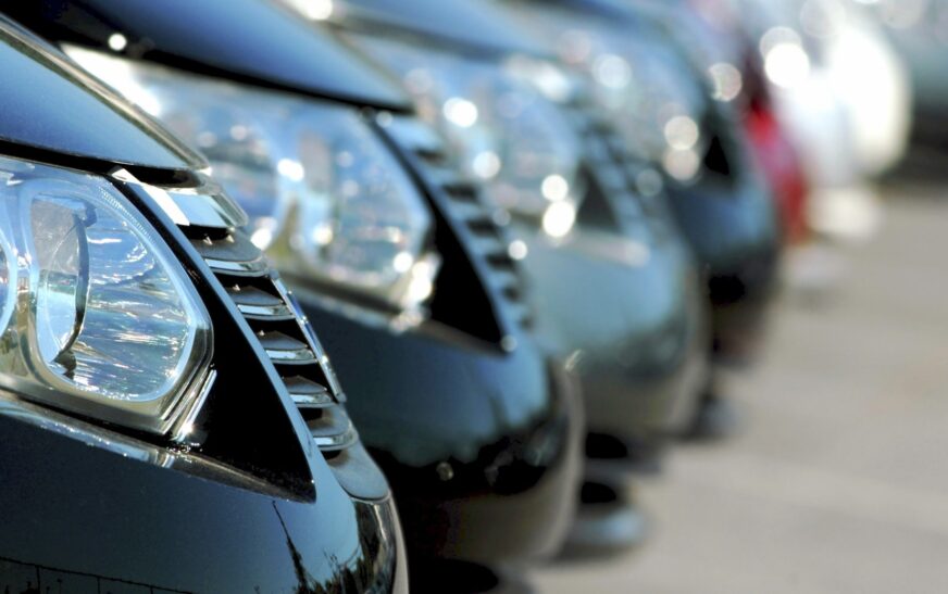 Things You Need to Know When Driving a Rental Car by Yourself: